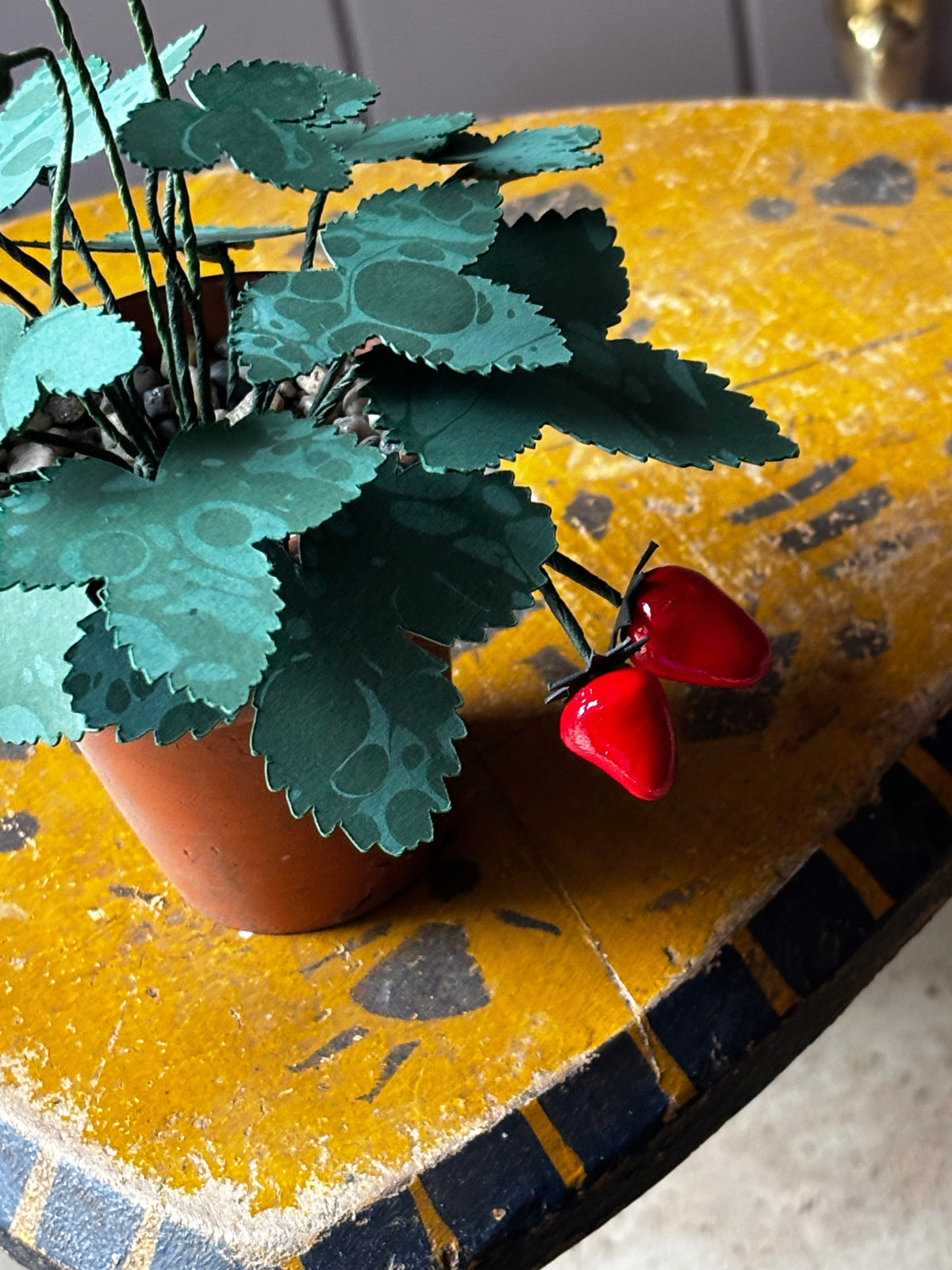 Paper wild strawberry