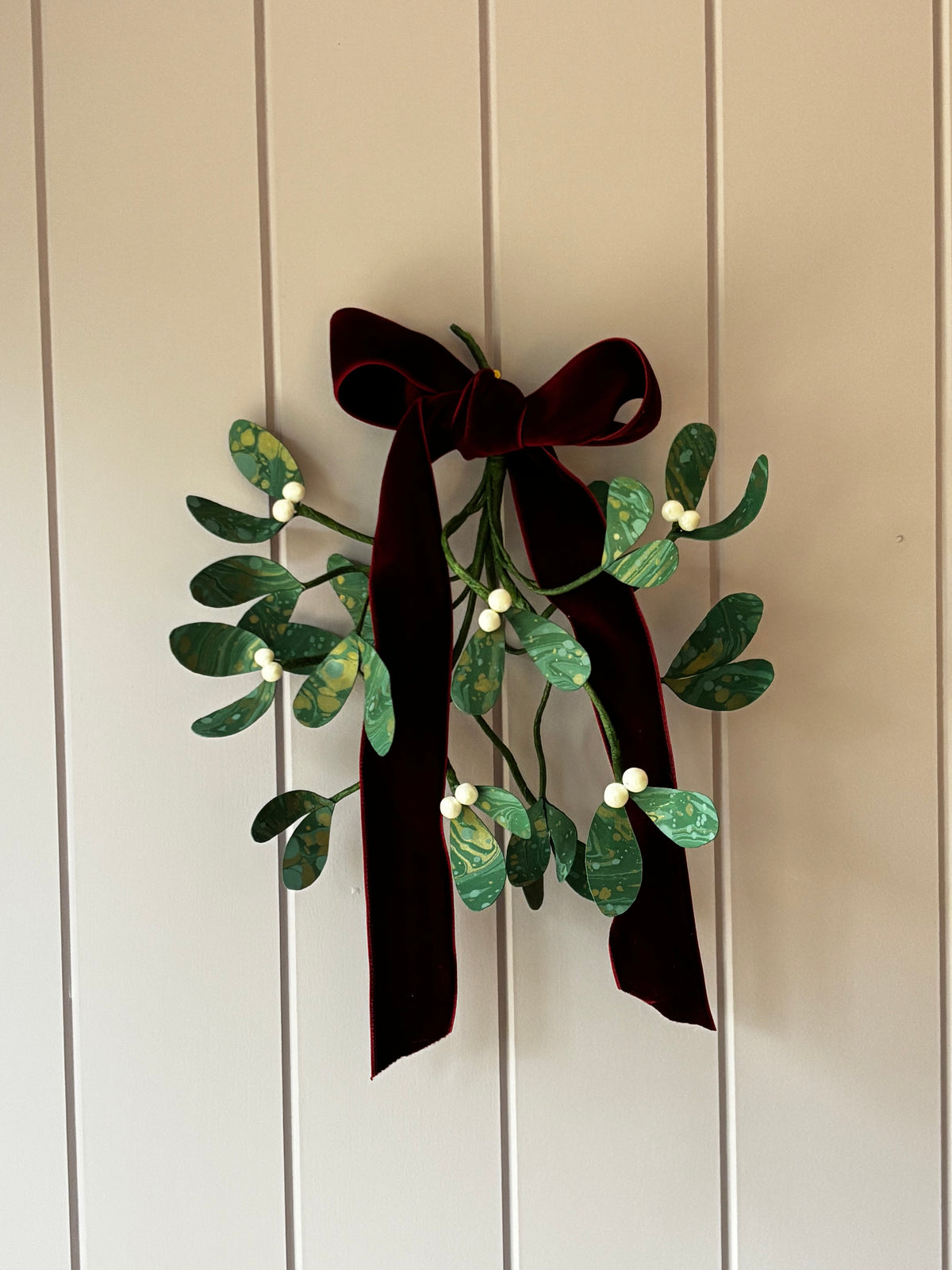 Paper Mistletoe