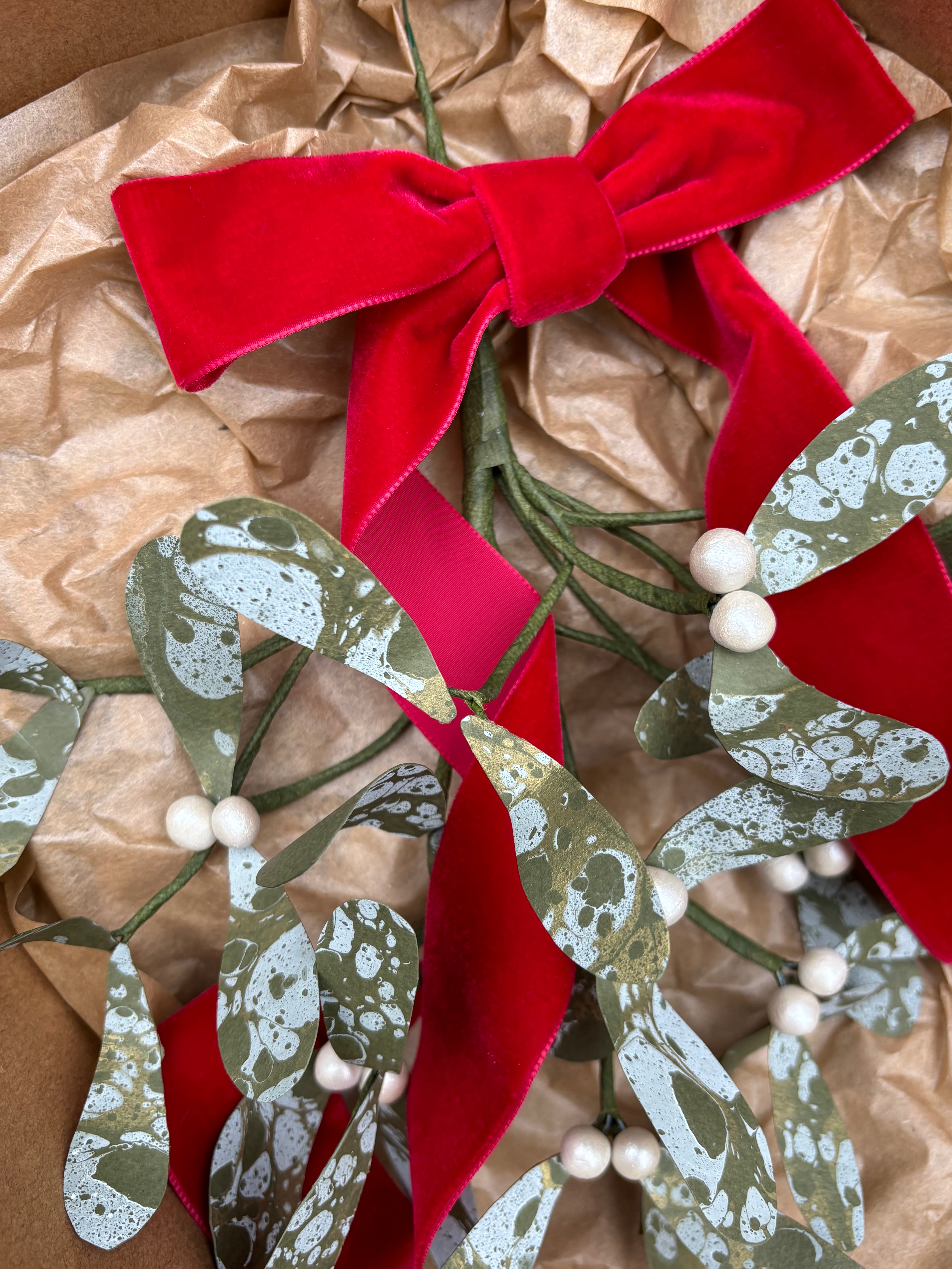 Paper Mistletoe