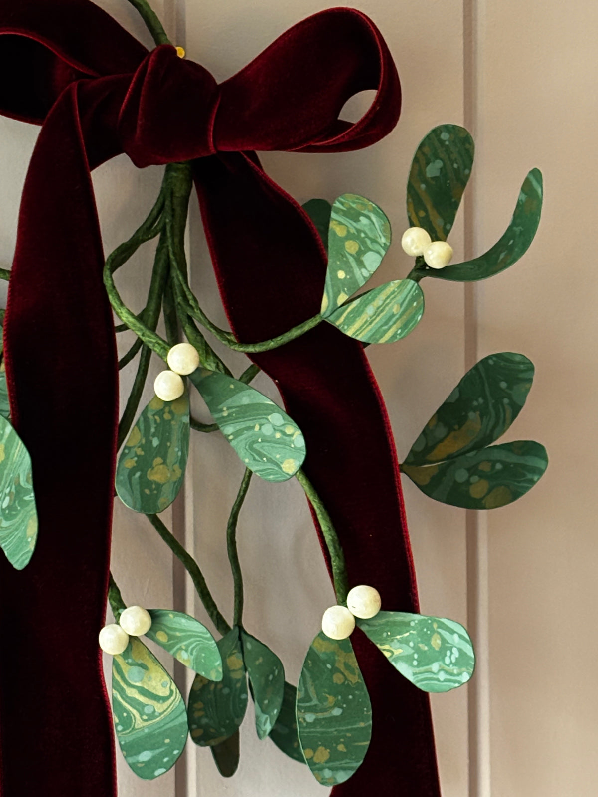 Paper Mistletoe