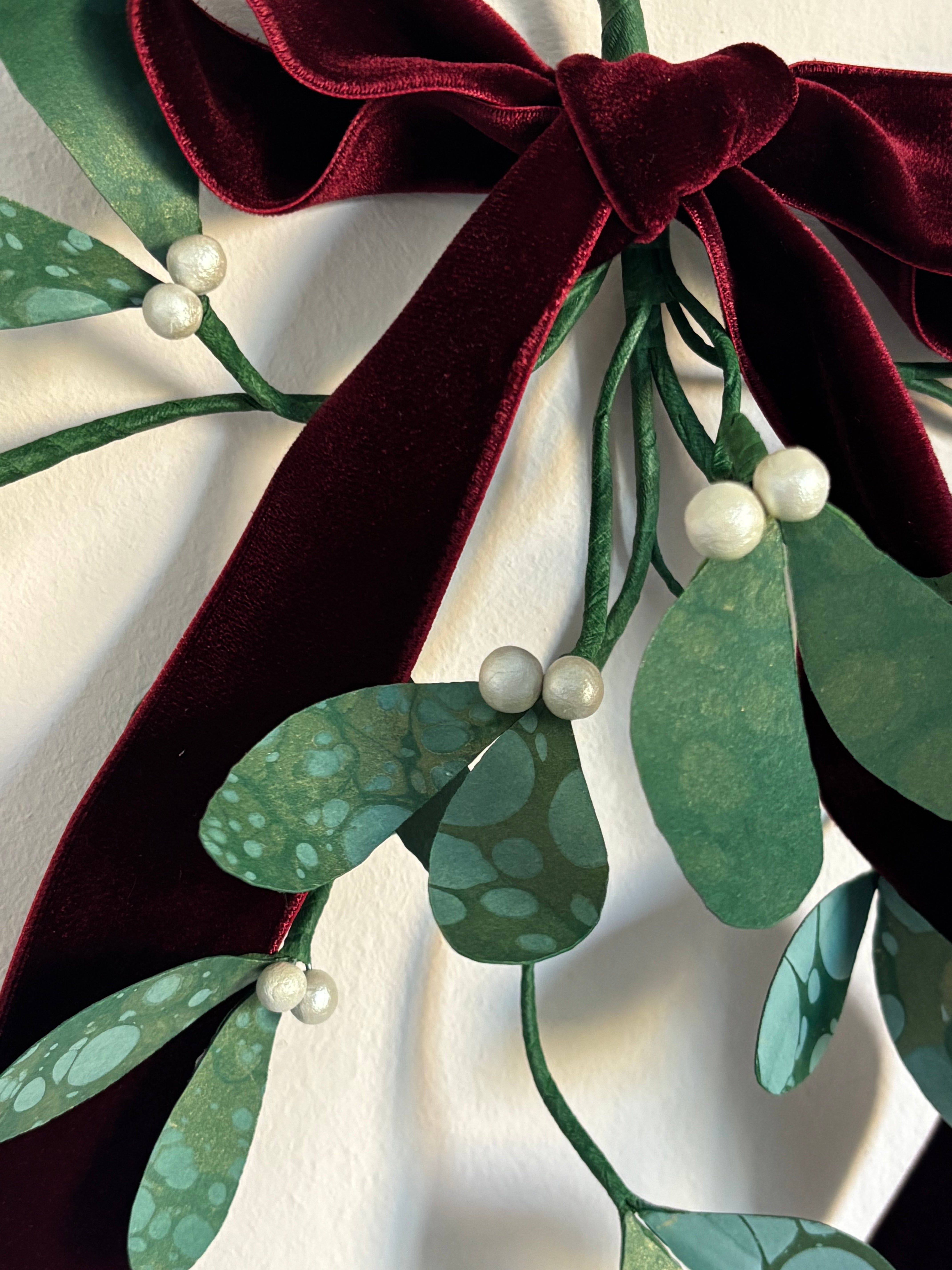 Paper Mistletoe (1208)