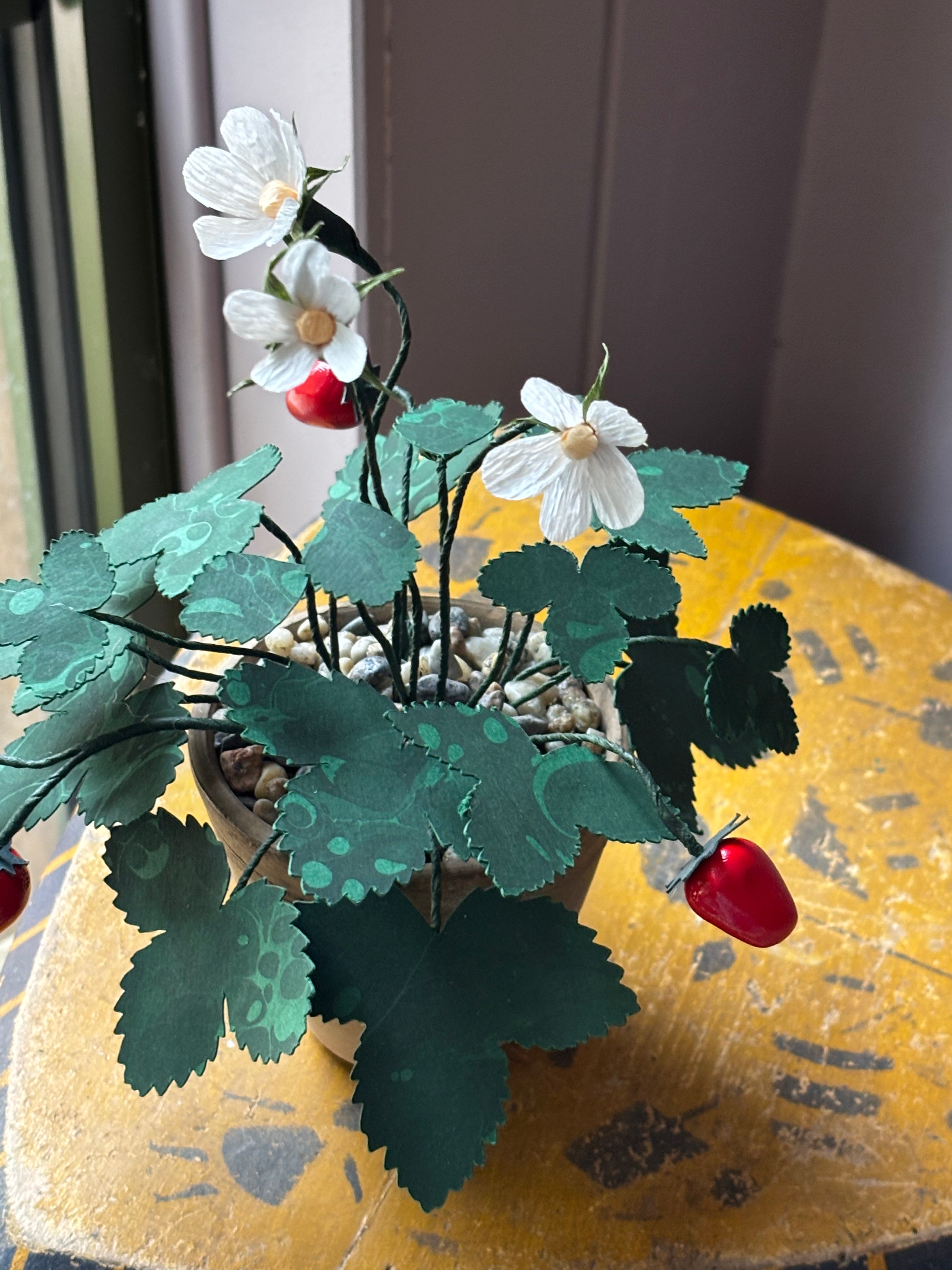 Paper wild strawberry
