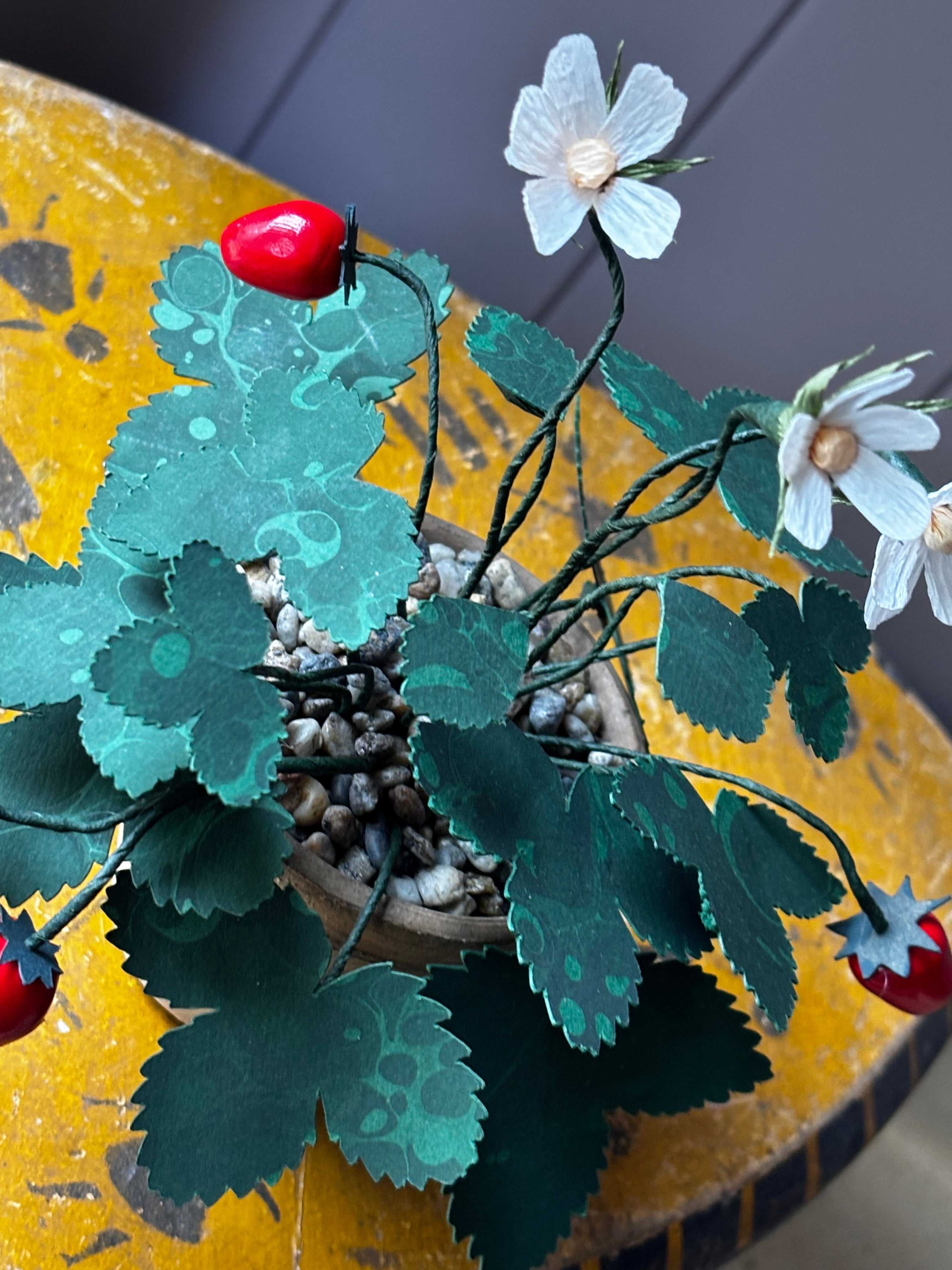 Paper wild strawberry