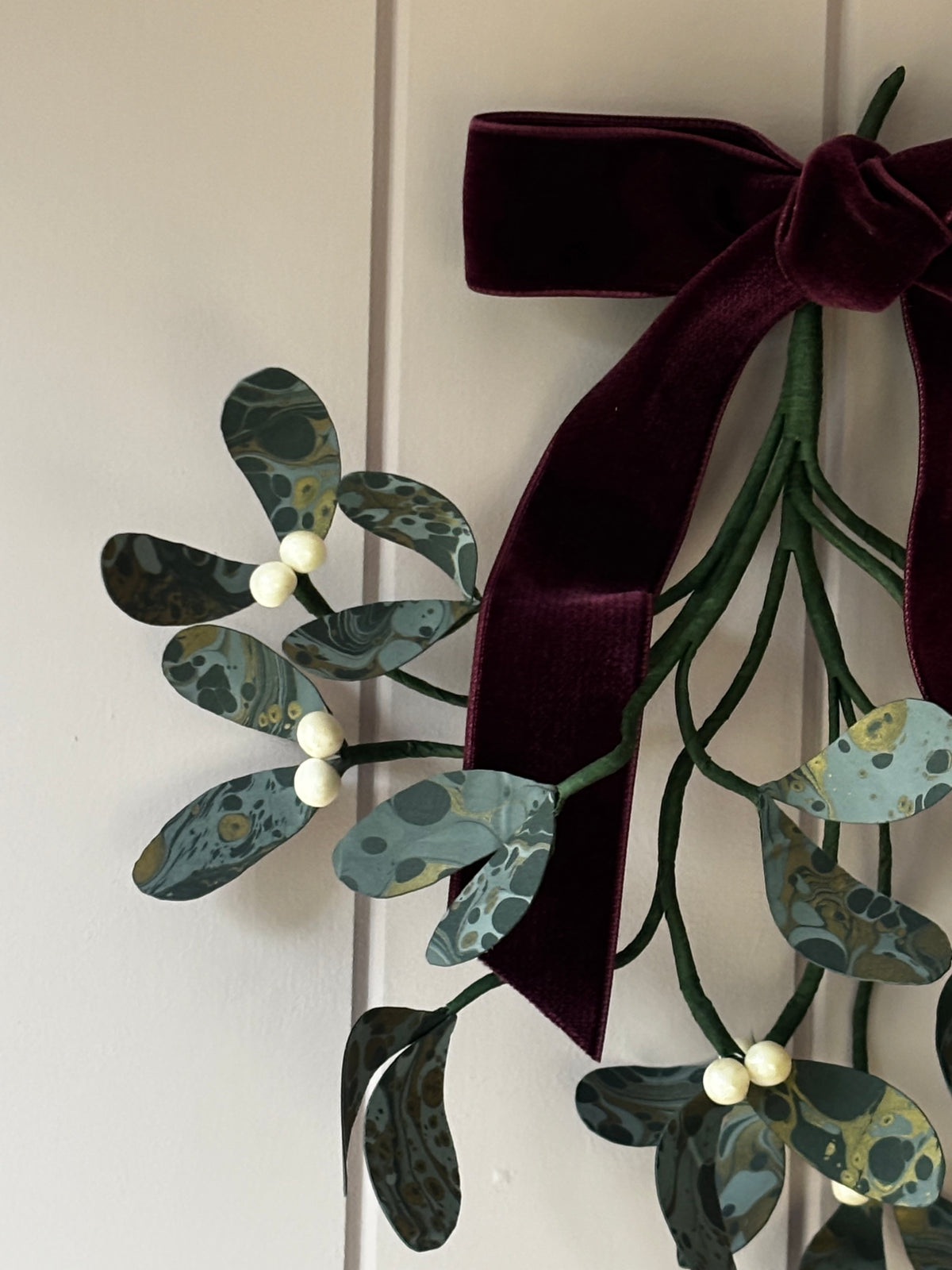 Paper Mistletoe
