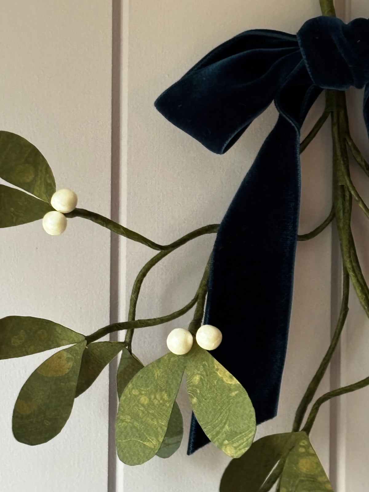 Paper Mistletoe