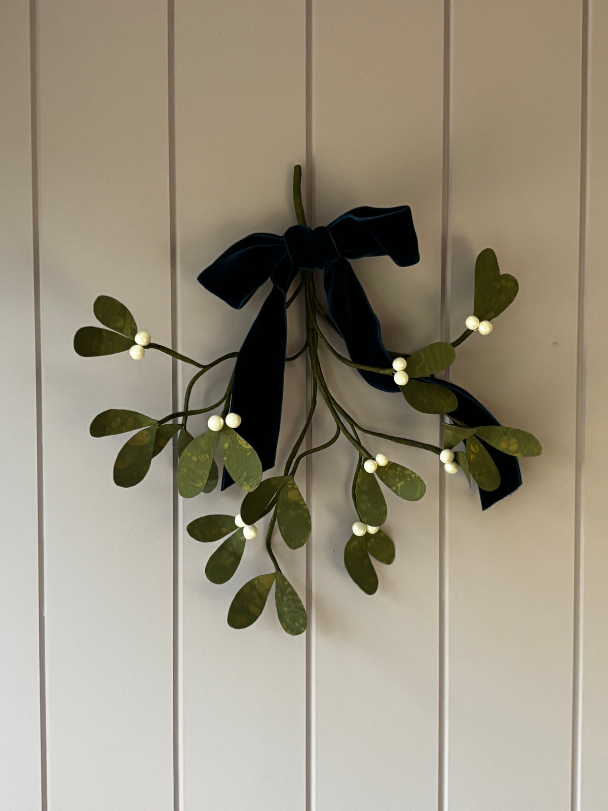 Paper Mistletoe