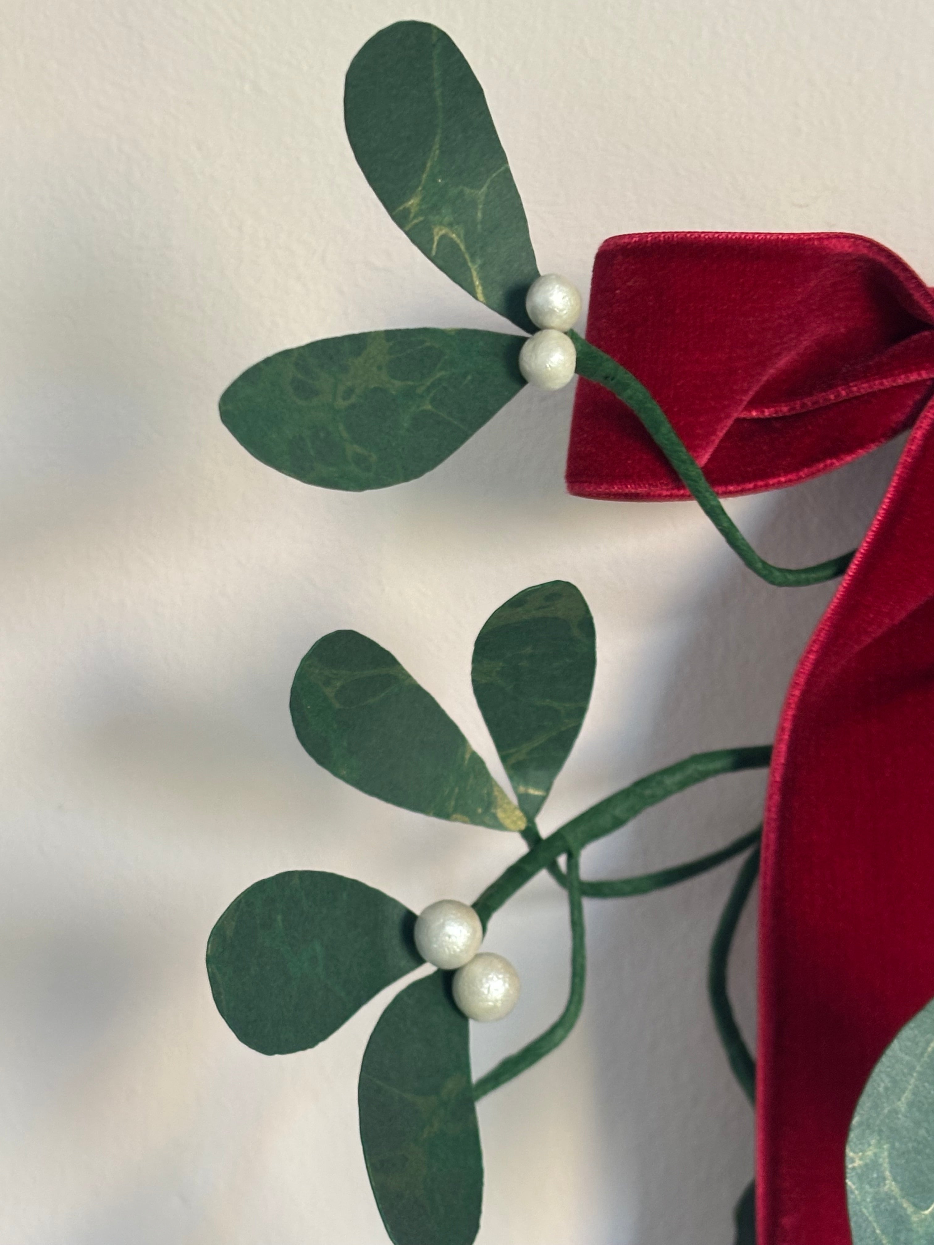 Paper Mistletoe (1202) hh